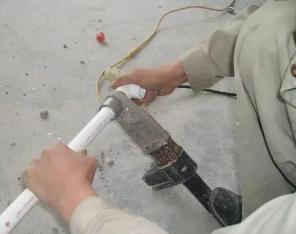 龙里漏水维修电话